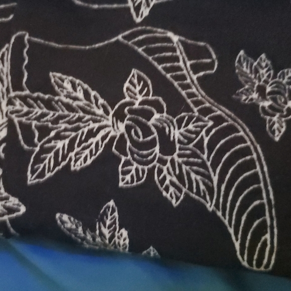 Lularoe os leggings - Picture 2 of 5